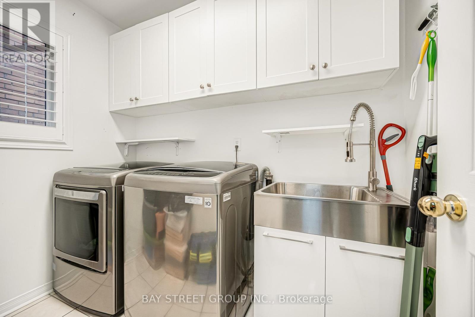 53 Brando Avenue, Markham, ON - Indoor Photo Showing Laundry Room