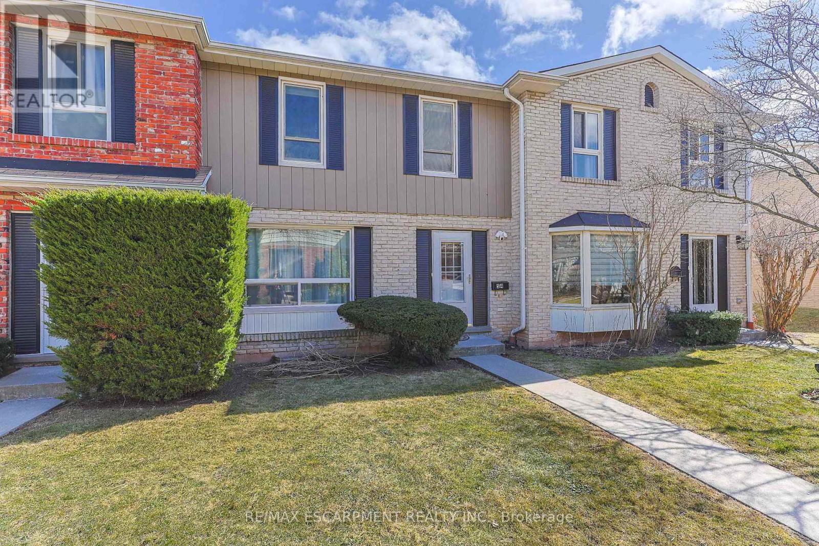 54 - 5475 Lakeshore Road, Burlington, ON - Outdoor With Facade