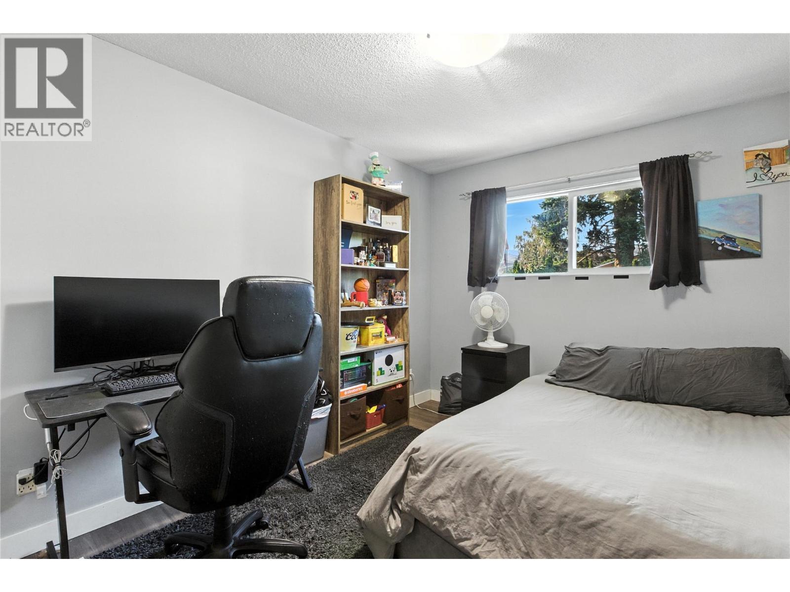 2590 Tranquille Road, Kamloops, BC - Indoor