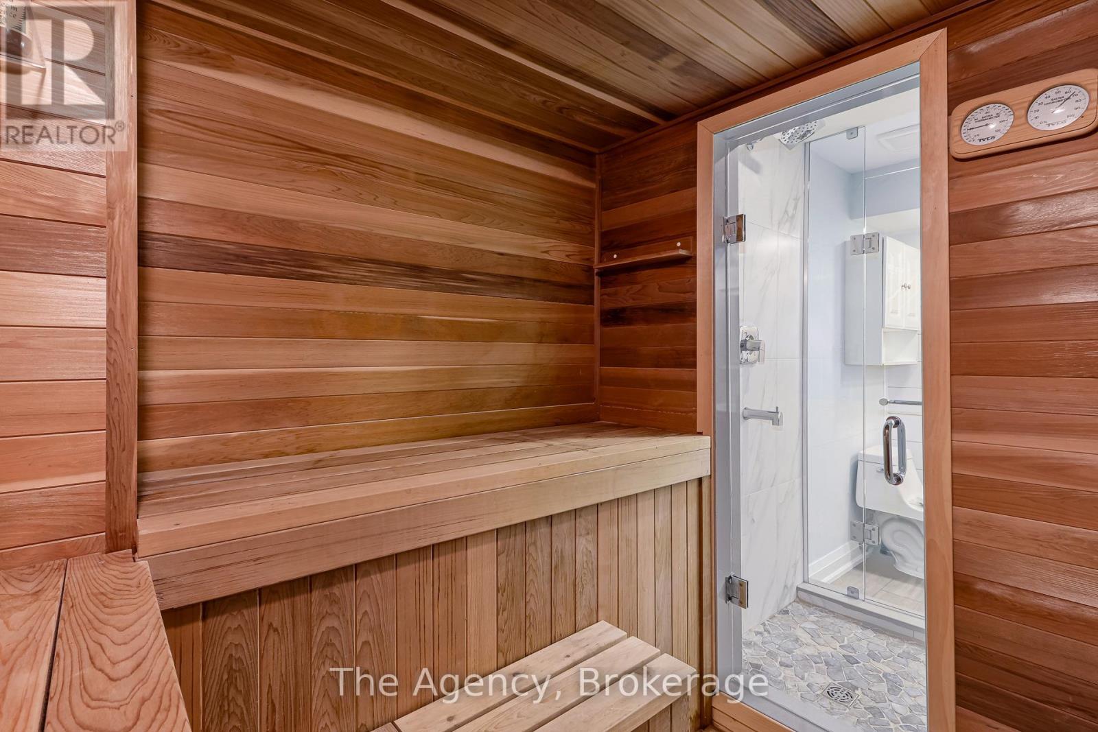 136 Grand Cypress Lane, Blue Mountains, ON - Indoor Photo Showing Other Room