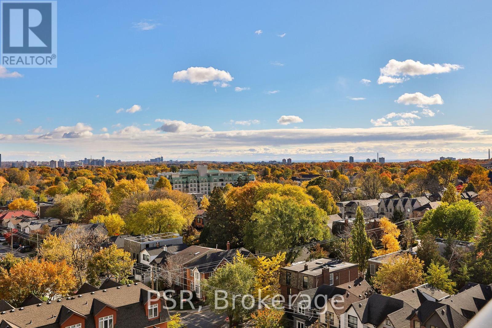 909 - 11 Lillian Street, Toronto, ON - Outdoor With View