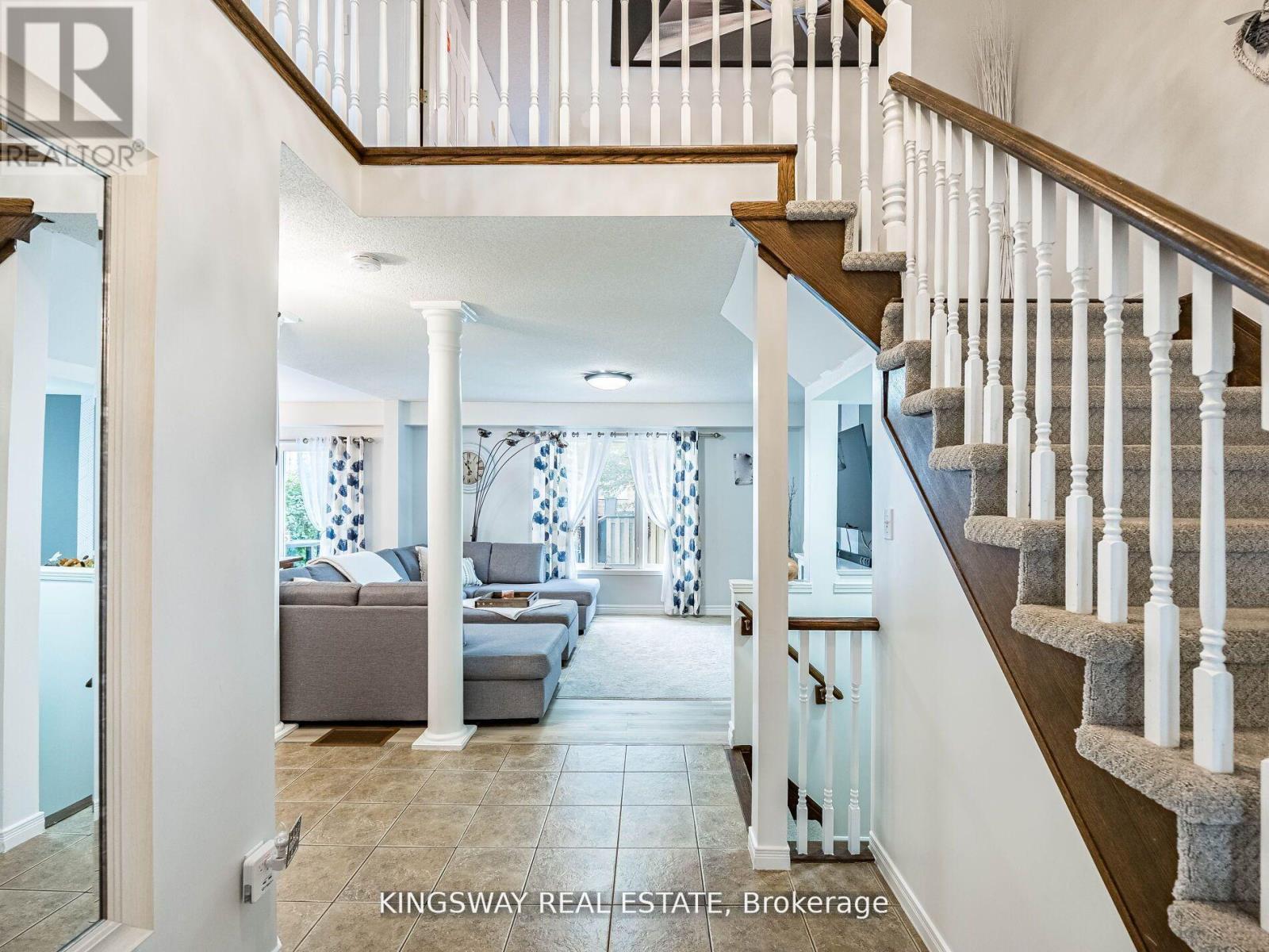 278 Southbrook Drive, Hamilton, ON - Indoor Photo Showing Other Room