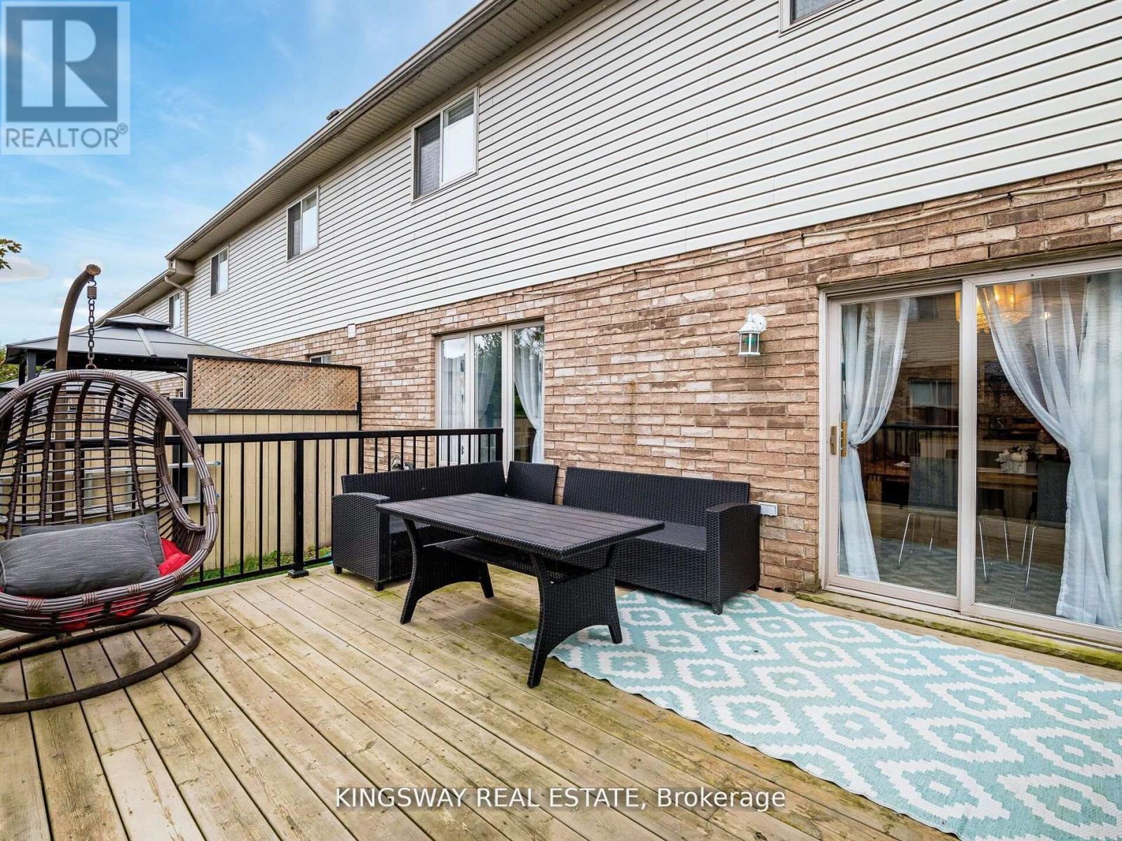 278 Southbrook Drive, Hamilton, ON - Outdoor With Deck Patio Veranda With Exterior
