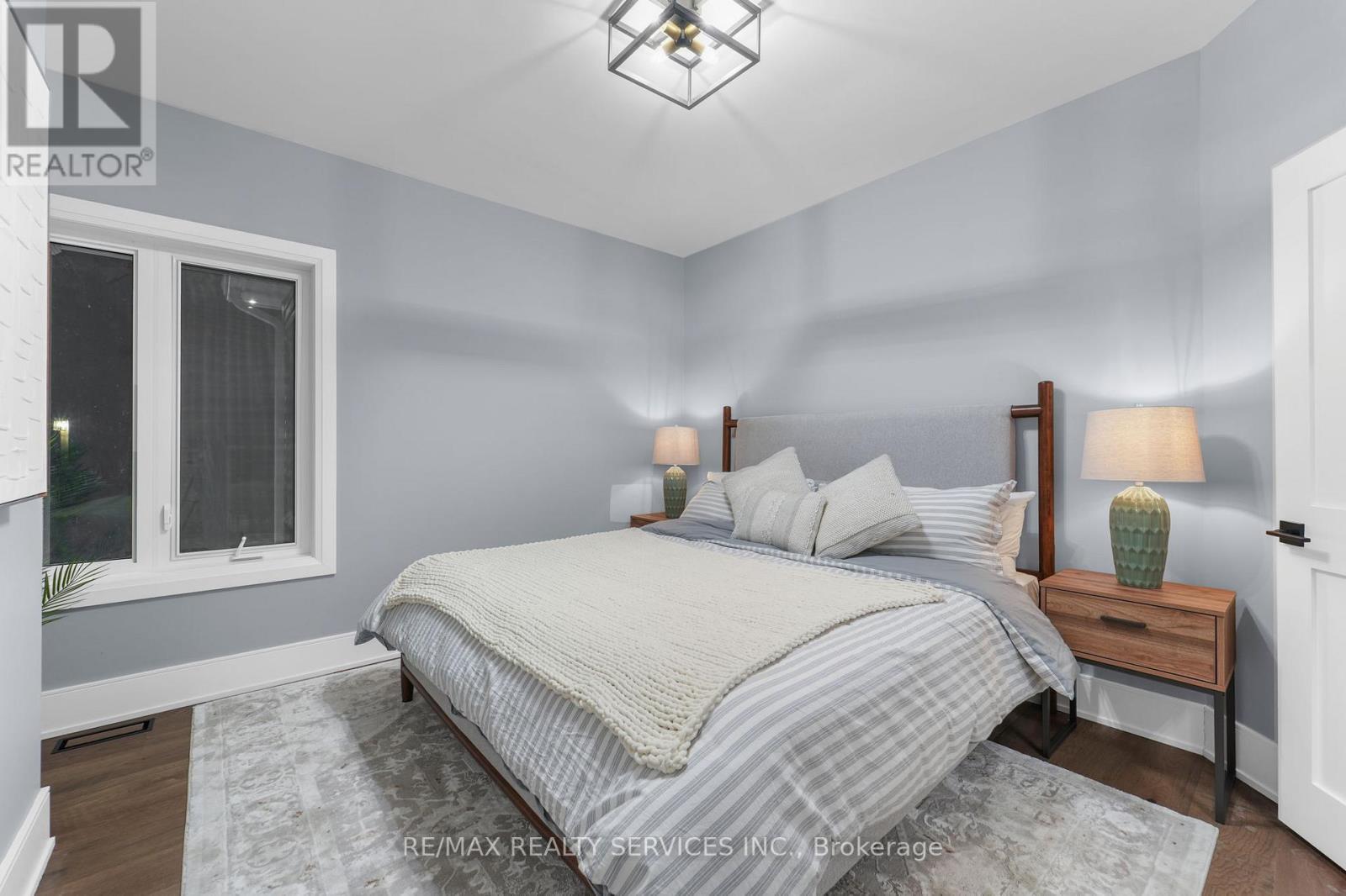 2667 Mary Nichols Road, Selwyn, ON - Indoor Photo Showing Bedroom