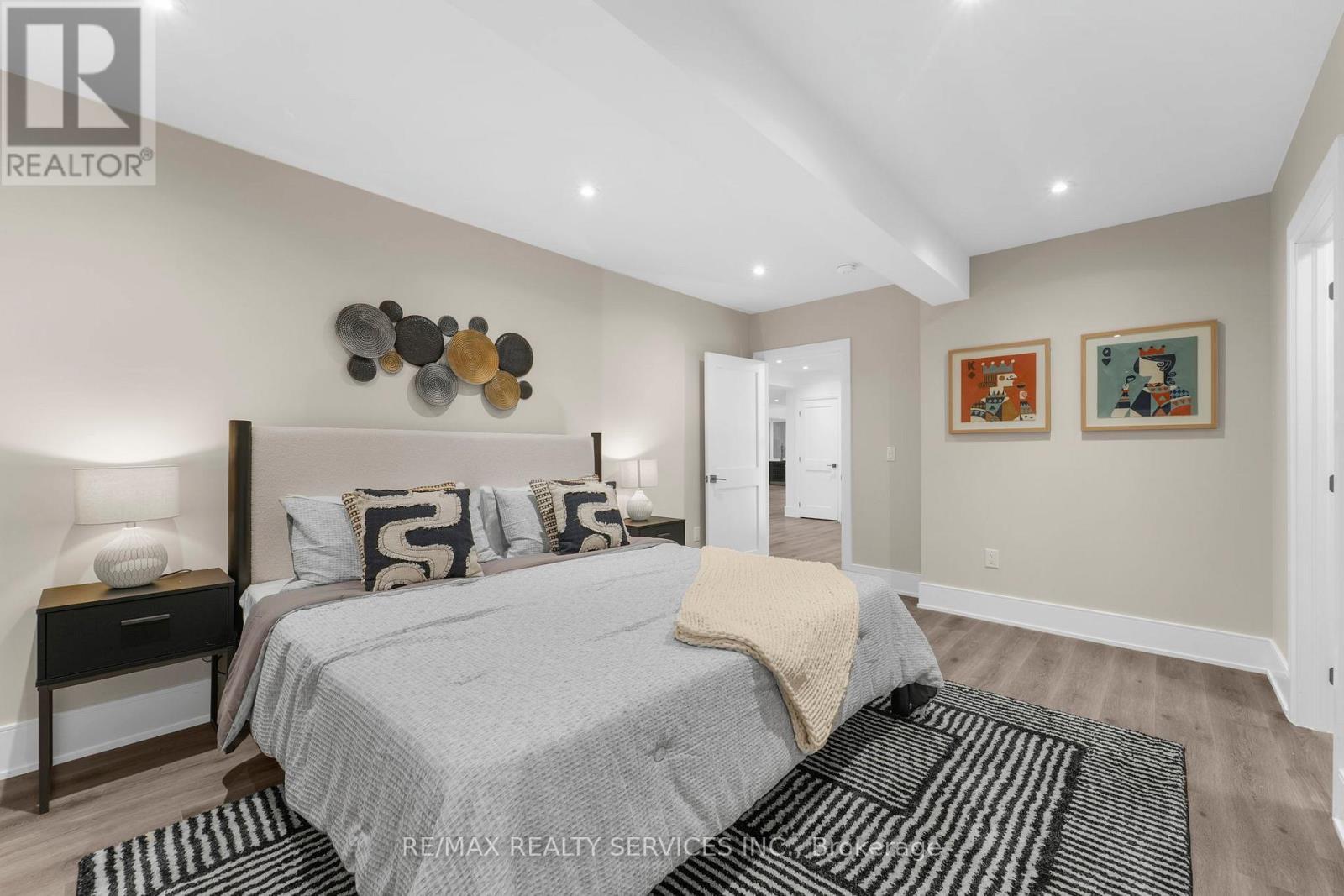 2667 Mary Nichols Road, Selwyn, ON - Indoor Photo Showing Bedroom