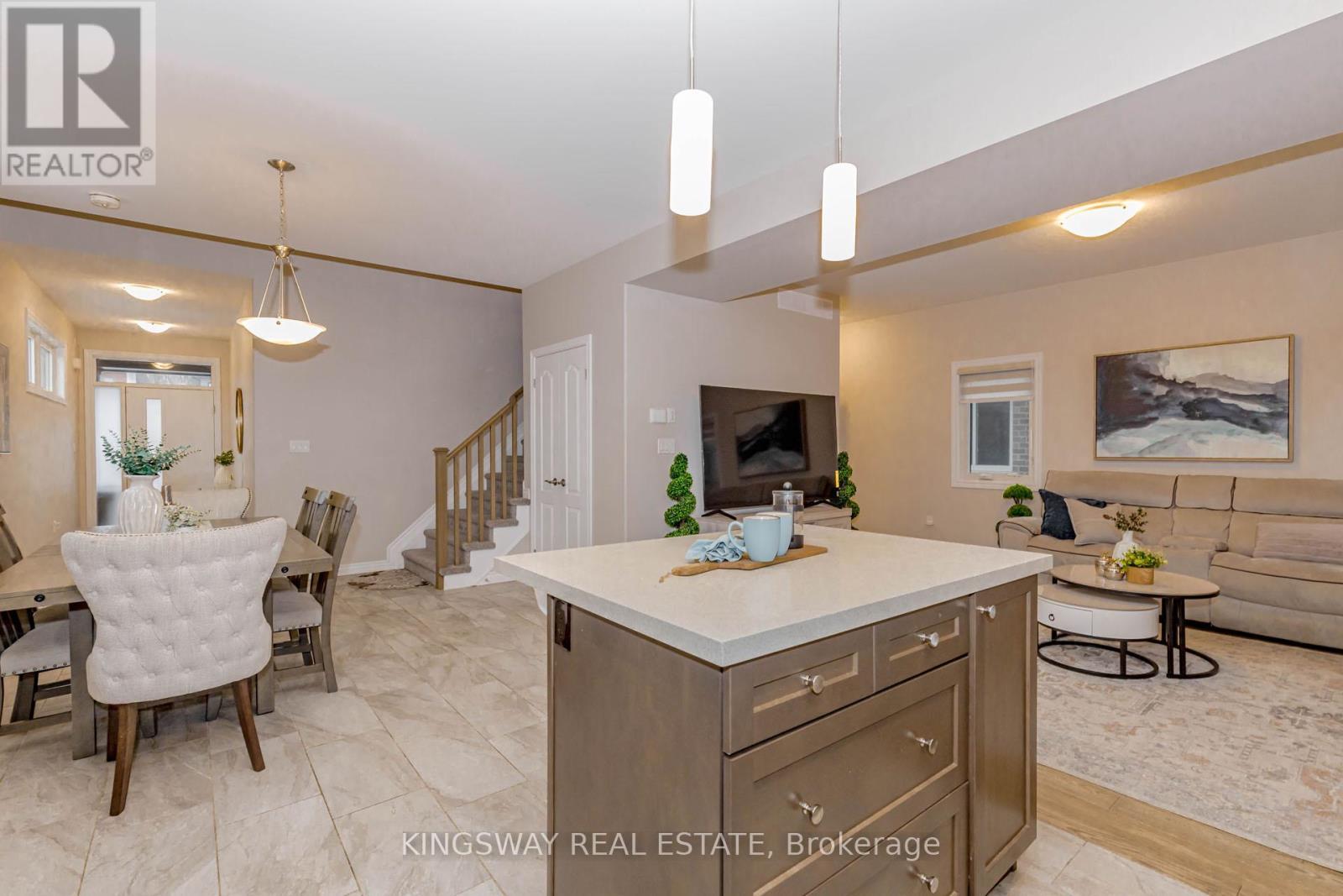 8961 Emily Boulevard, Niagara Falls, ON - Indoor