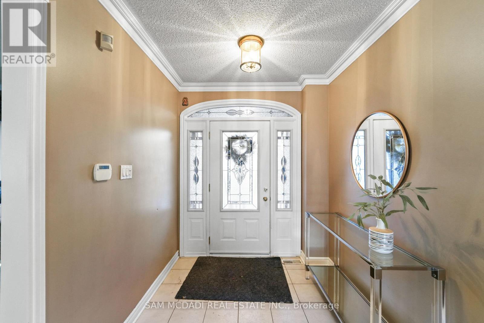 4873 Forest Hill Drive, Mississauga, ON - Indoor Photo Showing Other Room