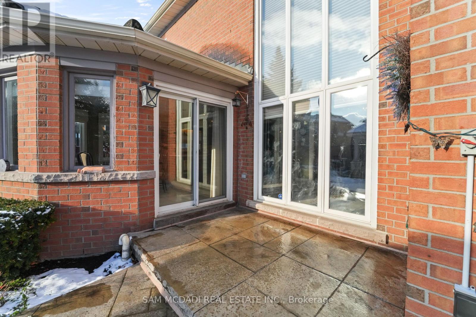 4873 Forest Hill Drive, Mississauga, ON - Outdoor With Exterior