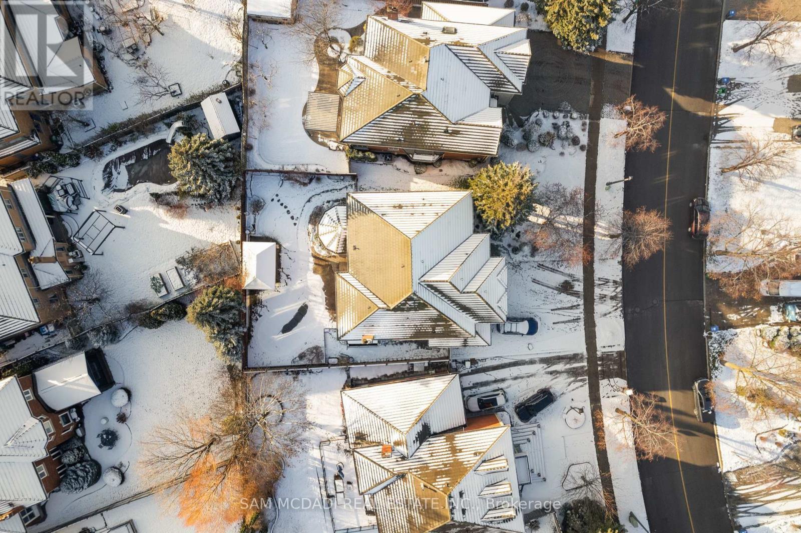 4873 Forest Hill Drive, Mississauga, ON - Outdoor