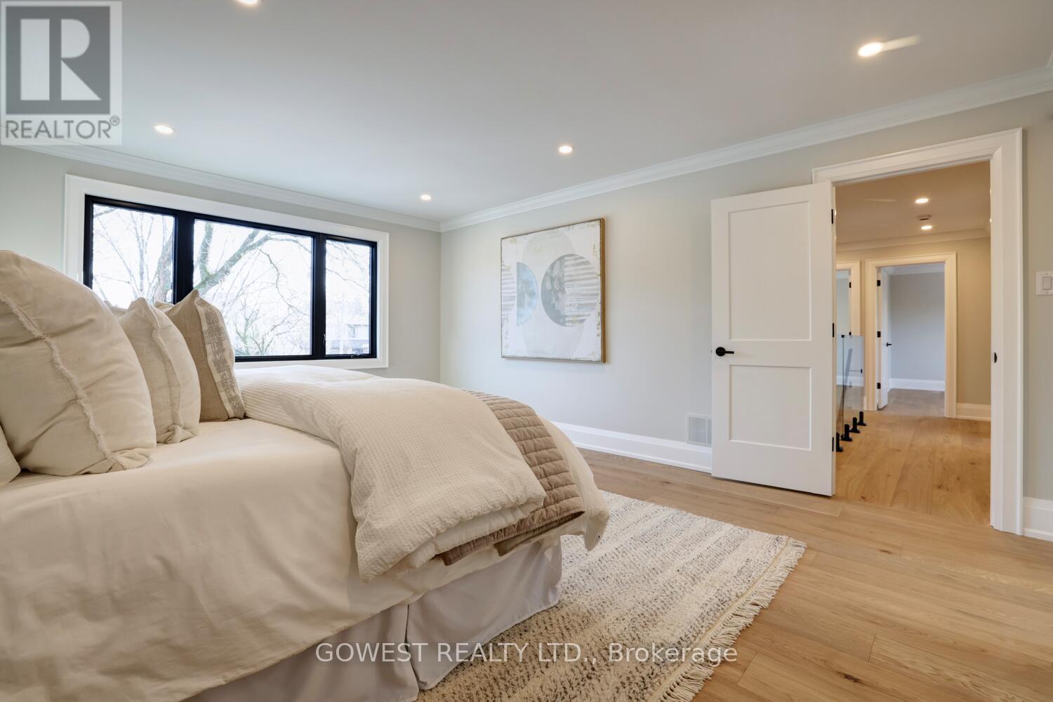 981 Valdese Drive, Mississauga, ON - Indoor Photo Showing Bedroom