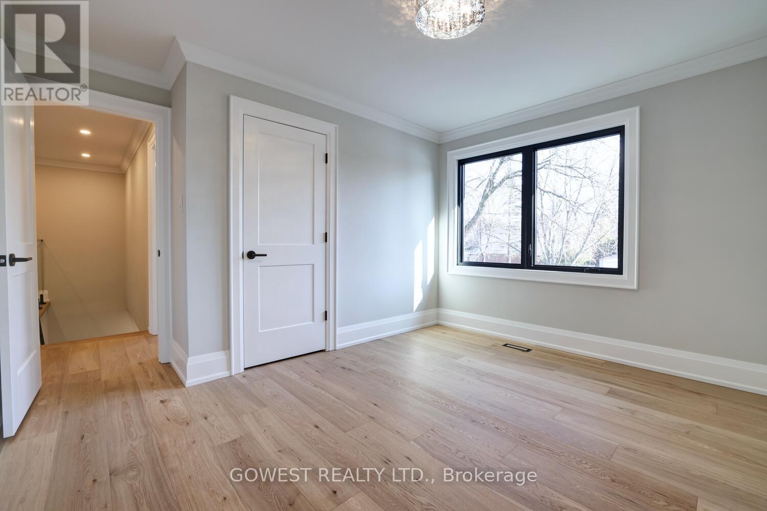 981 Valdese Drive, Mississauga, ON - Indoor Photo Showing Other Room