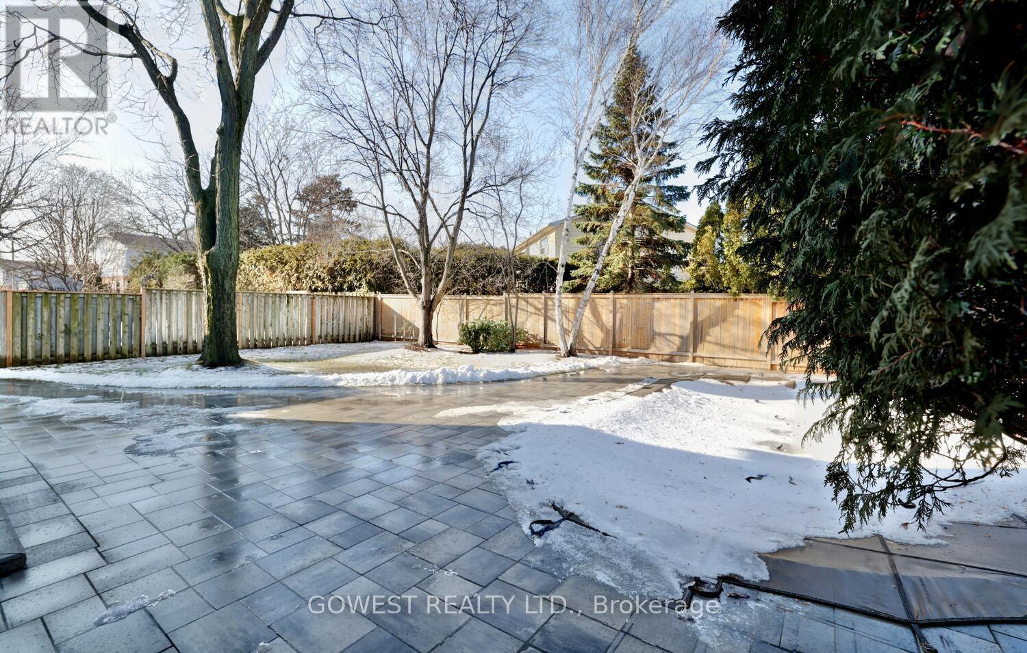 981 Valdese Drive, Mississauga, ON - Outdoor