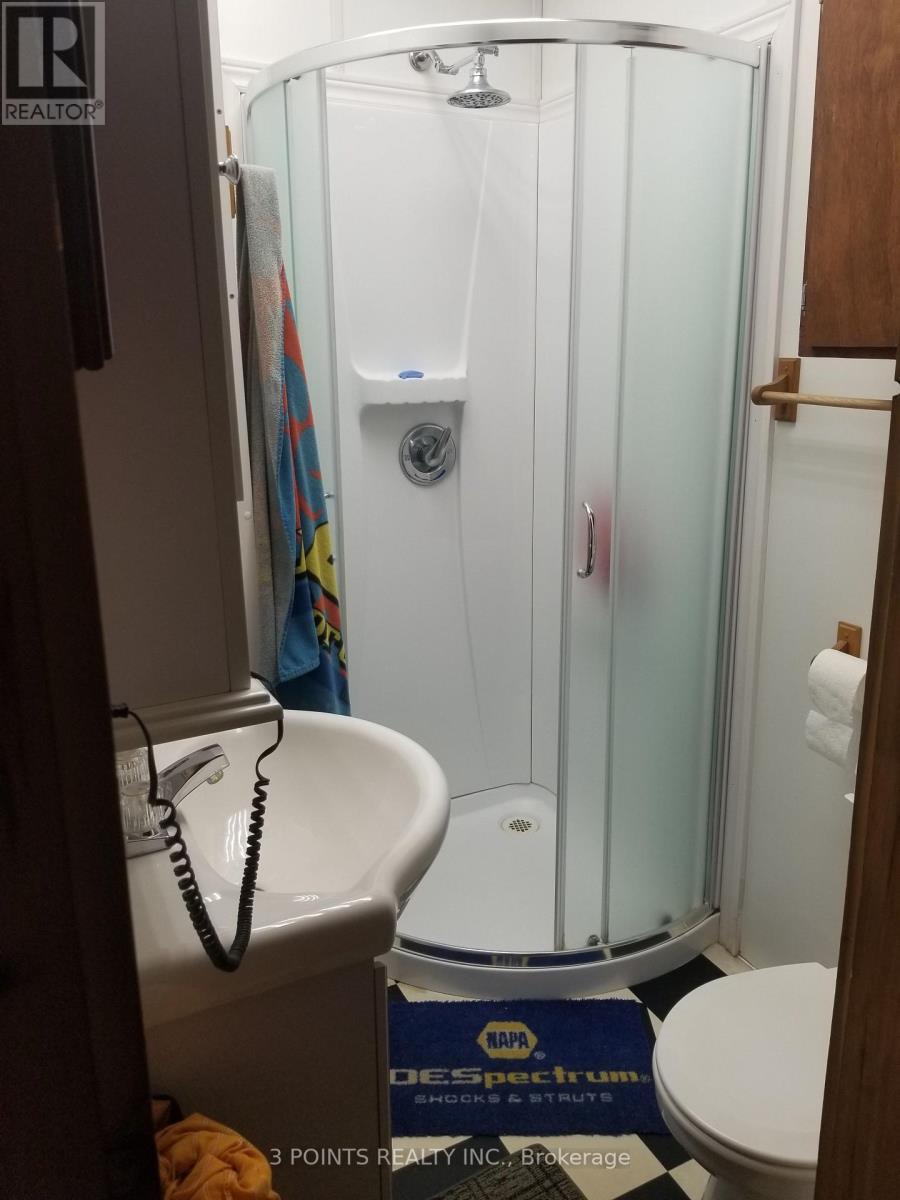 35 Main Street E, Bluewater (Zurich), ON