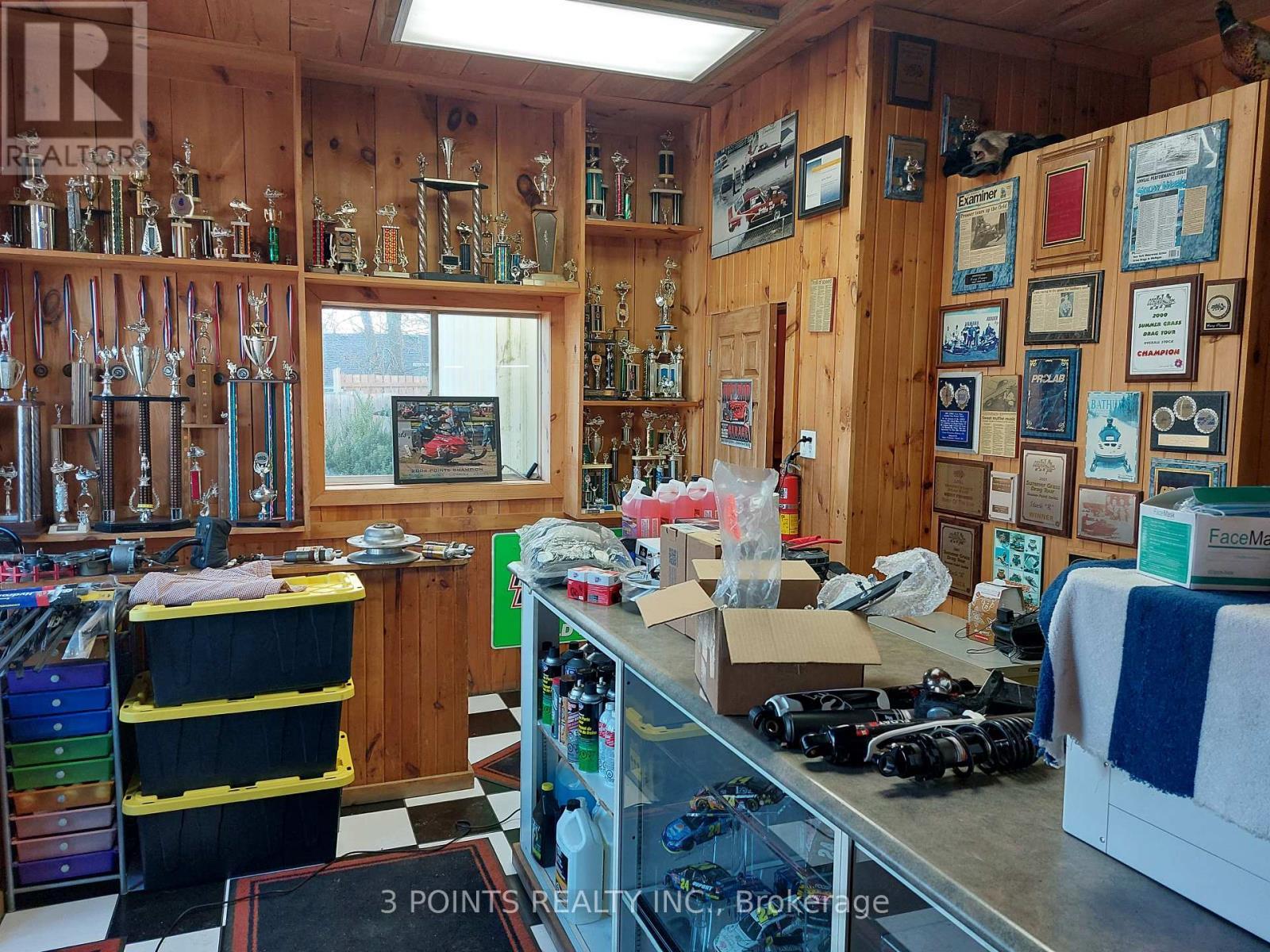 35 Main Street E, Bluewater (Zurich), ON