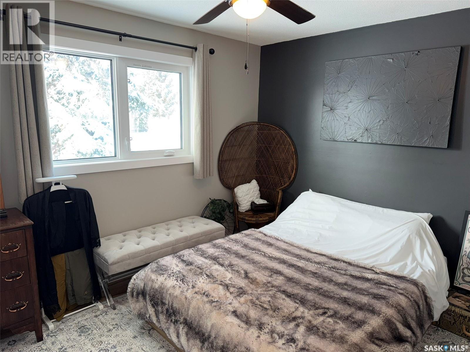410 Miller Crescent E, Wynyard, SK - Indoor Photo Showing Bedroom