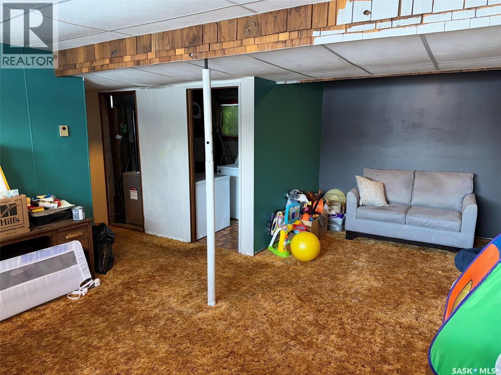 410 Miller Crescent E, Wynyard, SK - Indoor