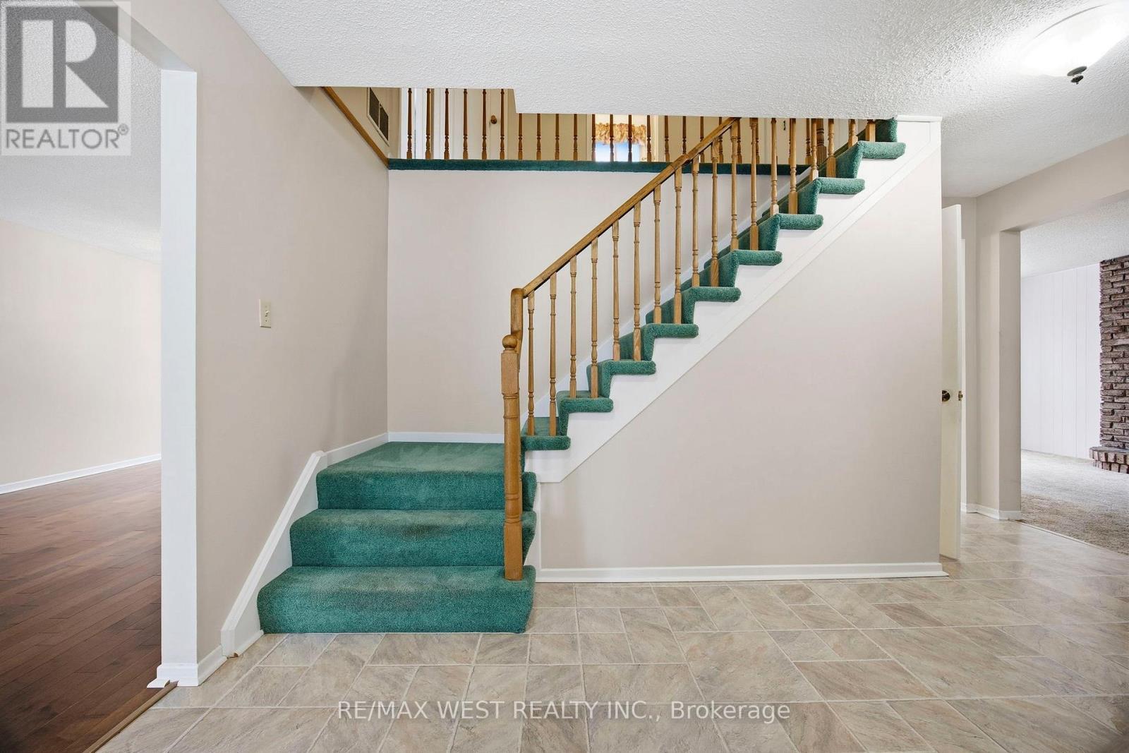 7350 Bendigo Circle, Mississauga, ON - Indoor Photo Showing Other Room