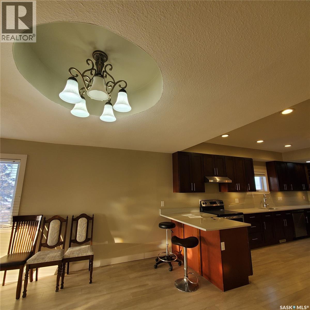 28 1703 Patrick Crescent, Saskatoon, SK - Indoor Photo Showing Kitchen