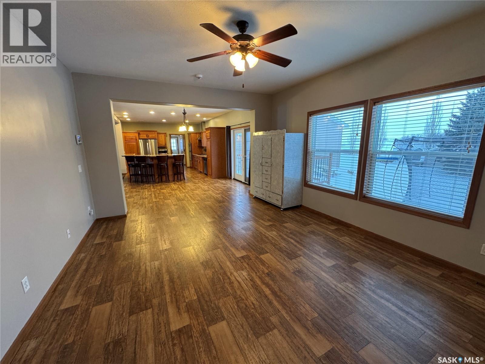 528 Duke Street, Imperial, SK - Indoor Photo Showing Other Room