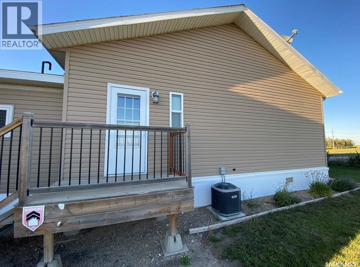 528 Duke Street, Imperial, SK - Outdoor With Exterior