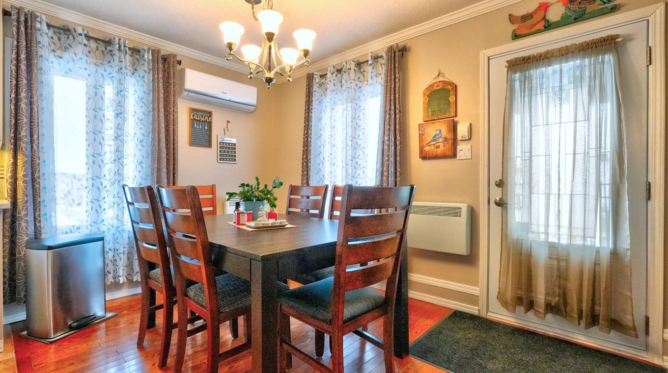 Salle à manger - 1395 8E Avenue, Saint-Georges, QC - Indoor Photo Showing Dining Room