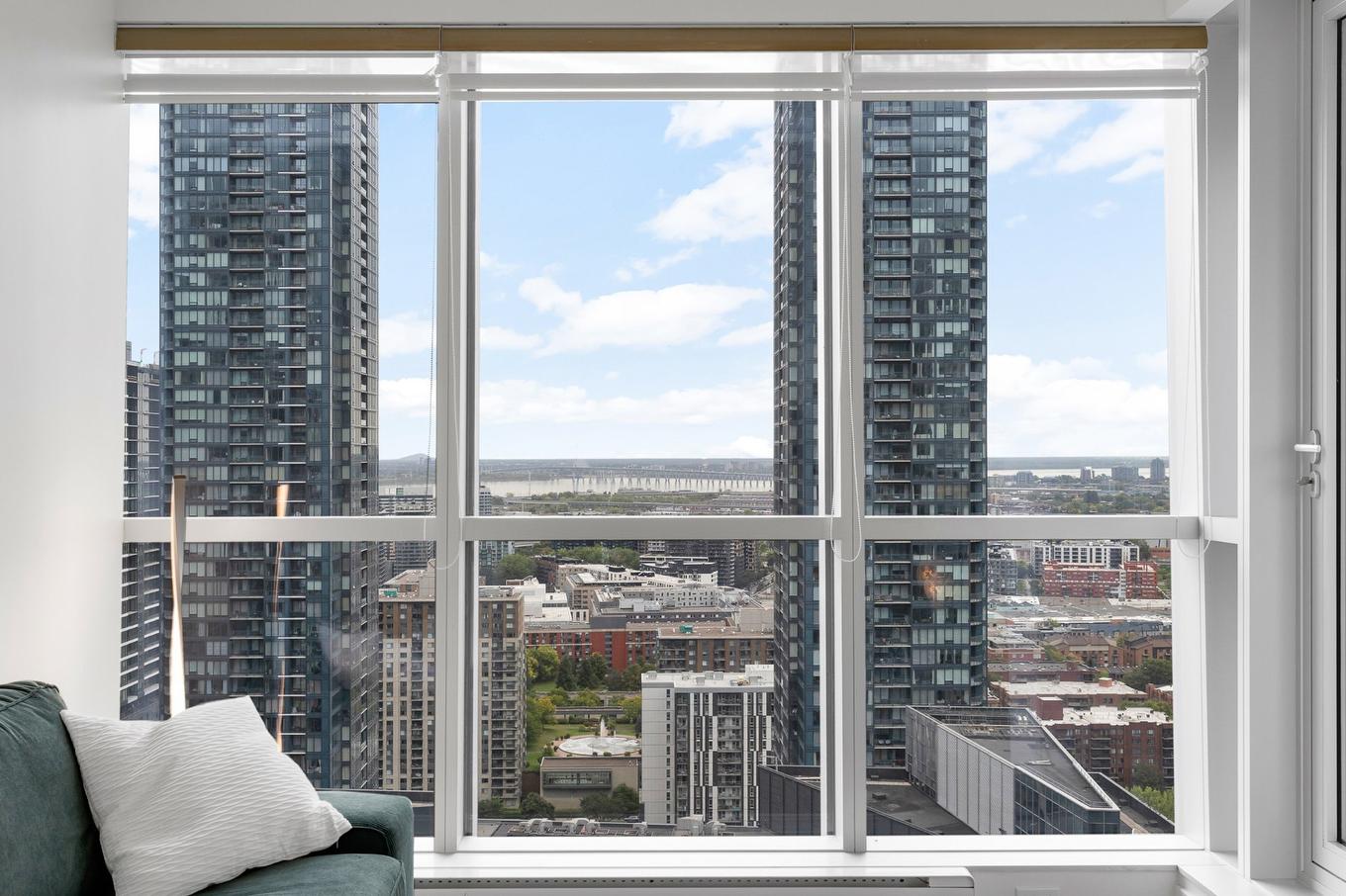 Vue - 2303-1050 Rue Drummond, Montréal (Ville-Marie), QC - Indoor