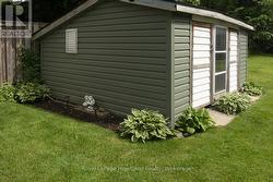Shed -