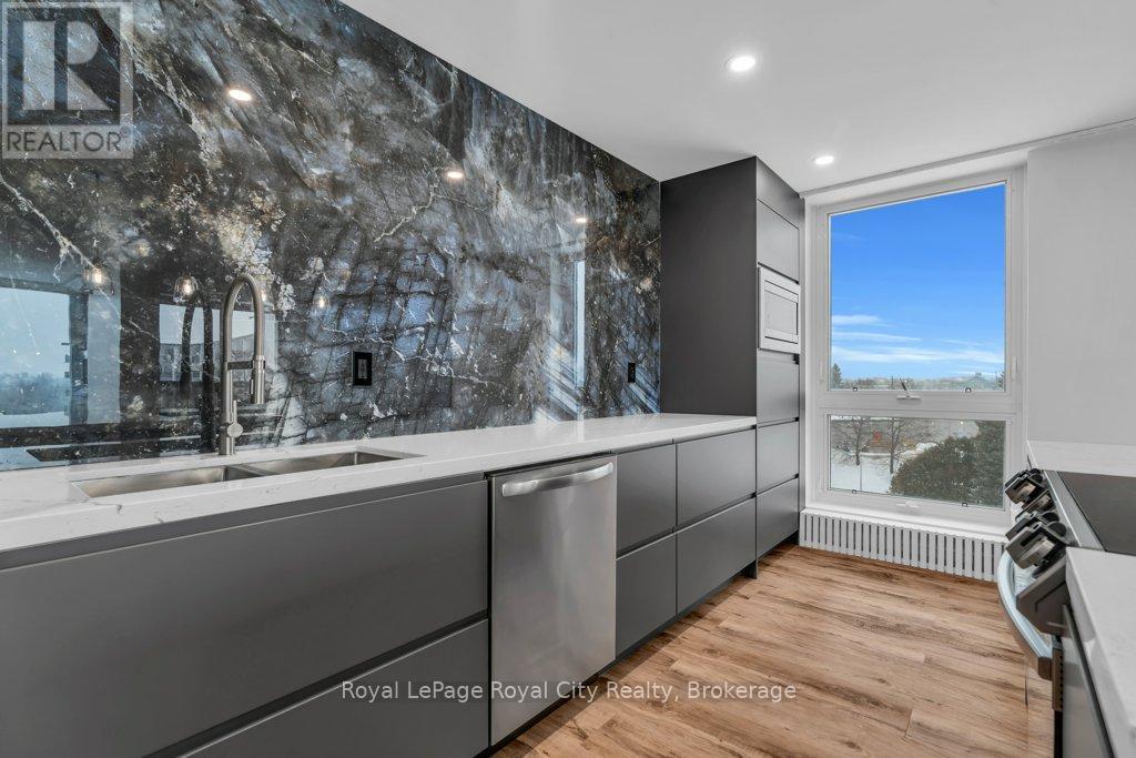 511 - 19 Woodlawn Road E, Guelph (Riverside Park), ON - Indoor Photo Showing Kitchen