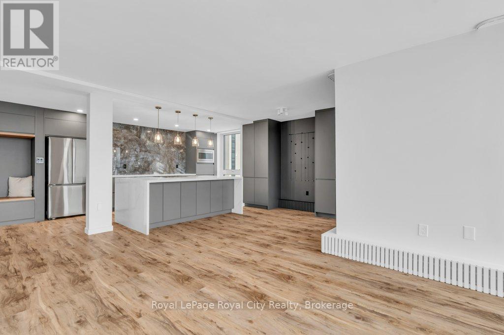 511 - 19 Woodlawn Road E, Guelph (Riverside Park), ON - Indoor Photo Showing Kitchen