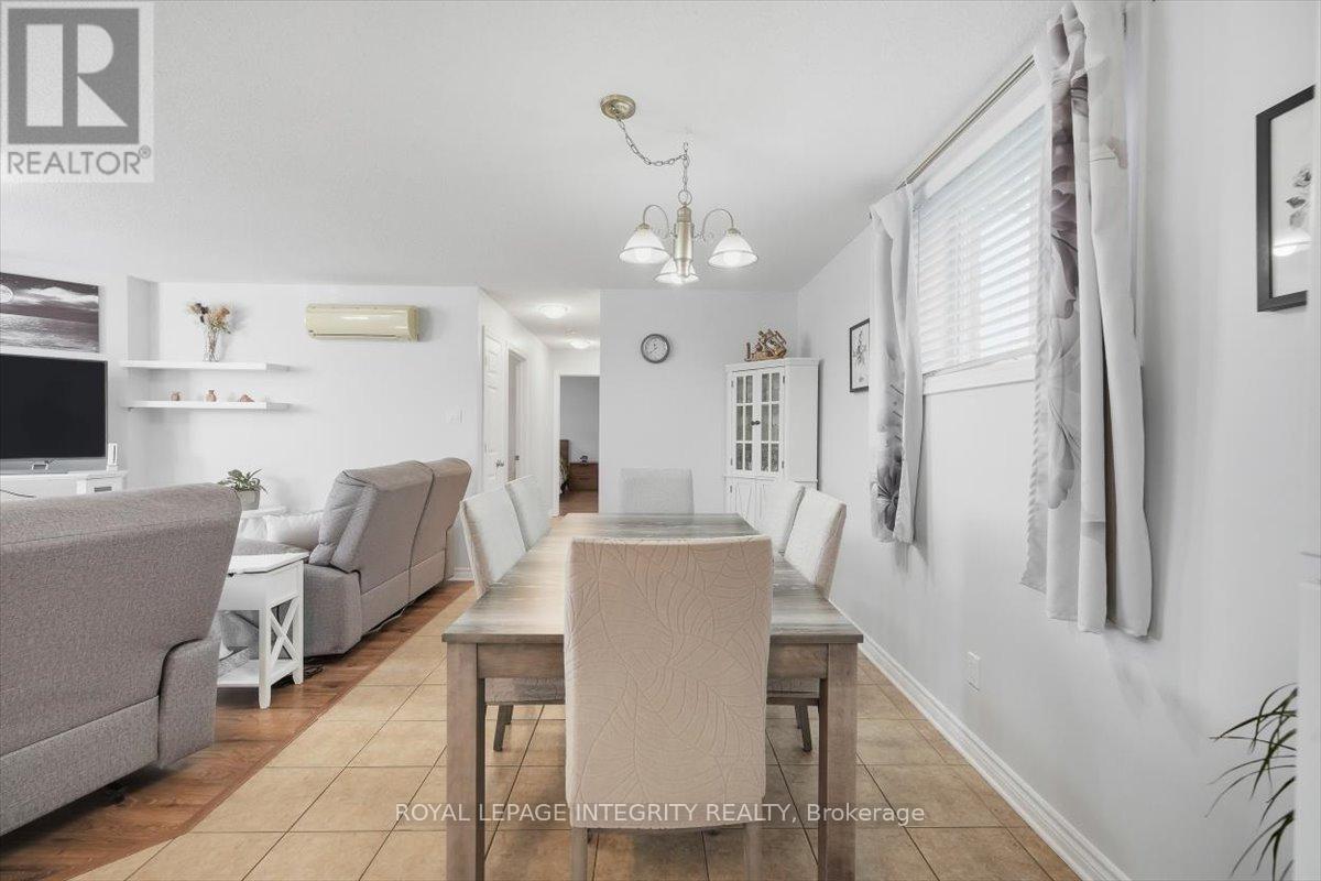 1 - 46 Cambridge Street, The Nation, ON - Indoor Photo Showing Dining Room