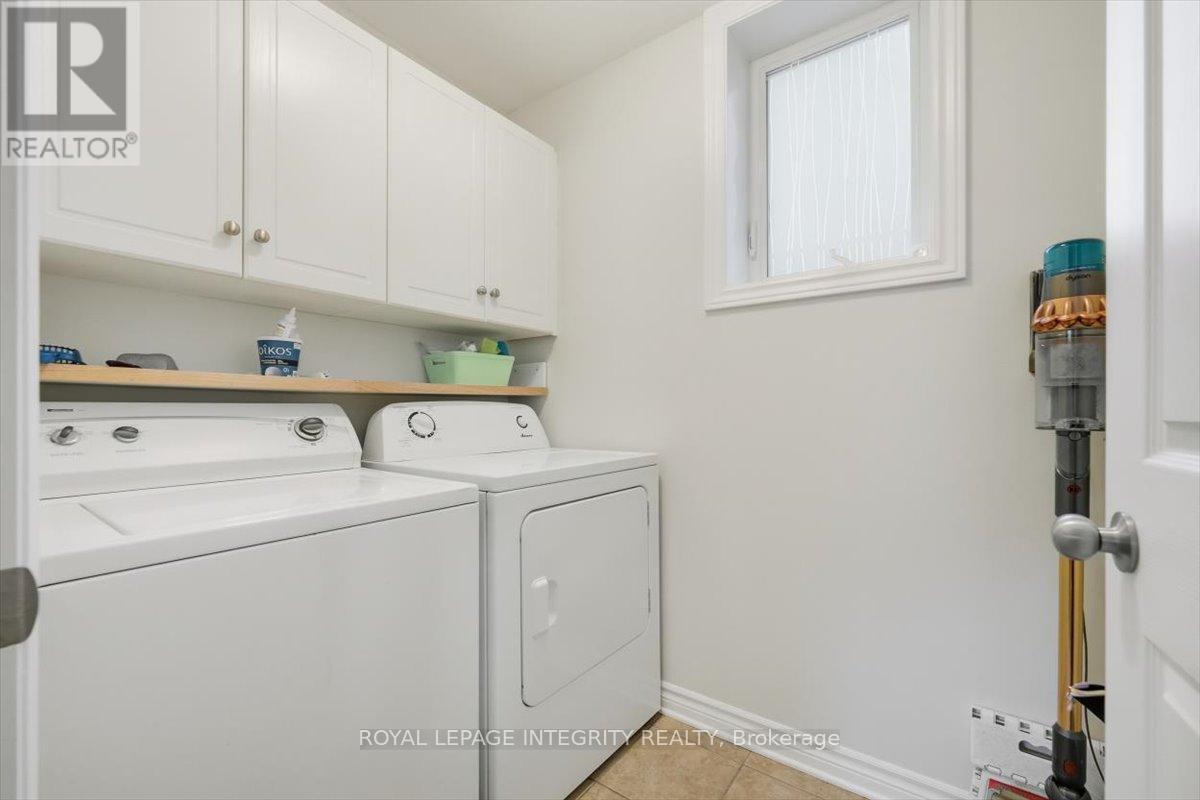 1 - 46 Cambridge Street, The Nation, ON - Indoor Photo Showing Laundry Room