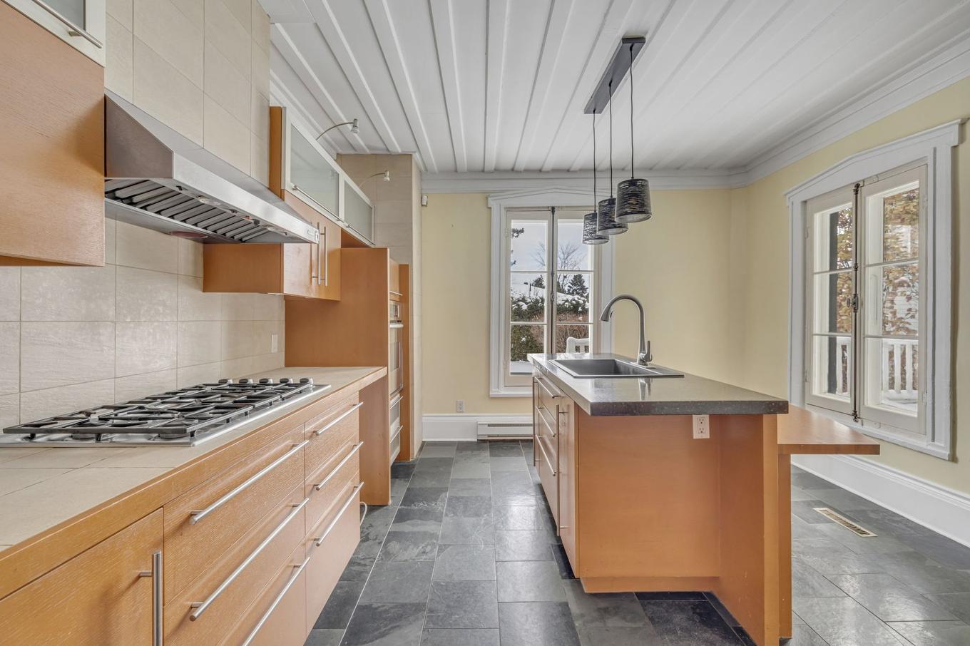 Cuisine - 2671 Ch. St-Louis, Québec (Sainte-Foy/Sillery/Cap-Rouge), QC - Indoor Photo Showing Kitchen With Upgraded Kitchen