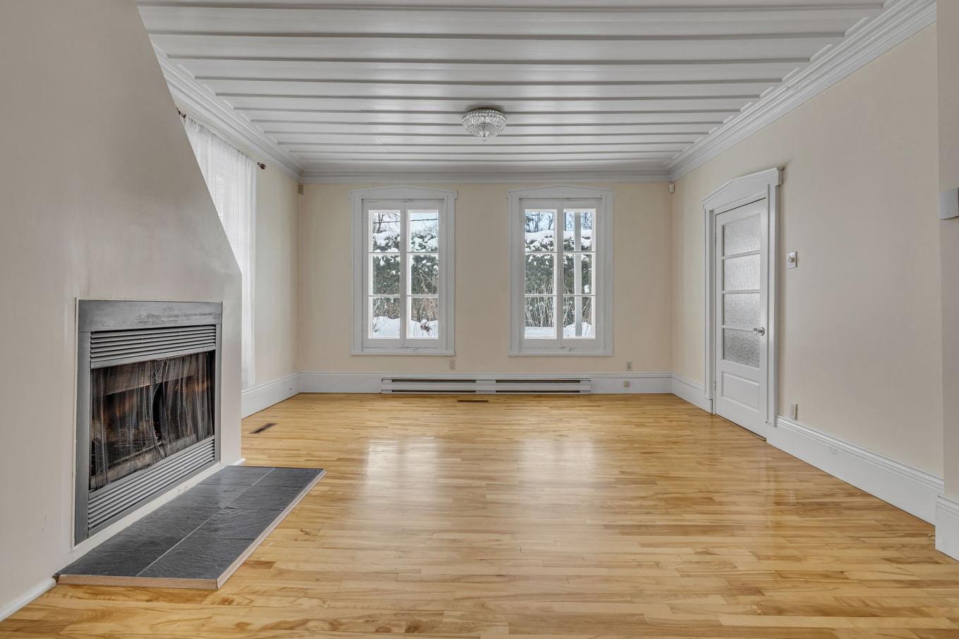 Salon - 2671 Ch. St-Louis, Québec (Sainte-Foy/Sillery/Cap-Rouge), QC - Indoor Photo Showing Other Room With Fireplace