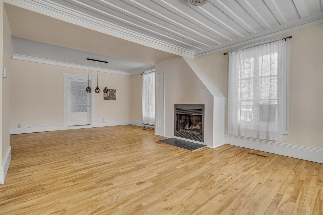 Vue d'ensemble - 2671 Ch. St-Louis, Québec (Sainte-Foy/Sillery/Cap-Rouge), QC - Indoor With Fireplace