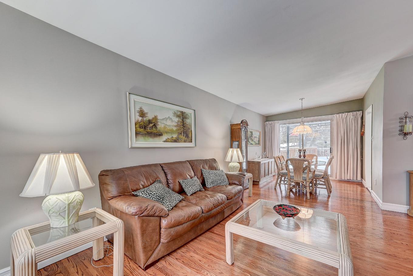 Living room - 795 Place Valiquette, Brossard, QC - Indoor Photo Showing Living Room