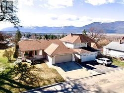 1401 HILLSIDE Street Creston, BC V0B 1G0