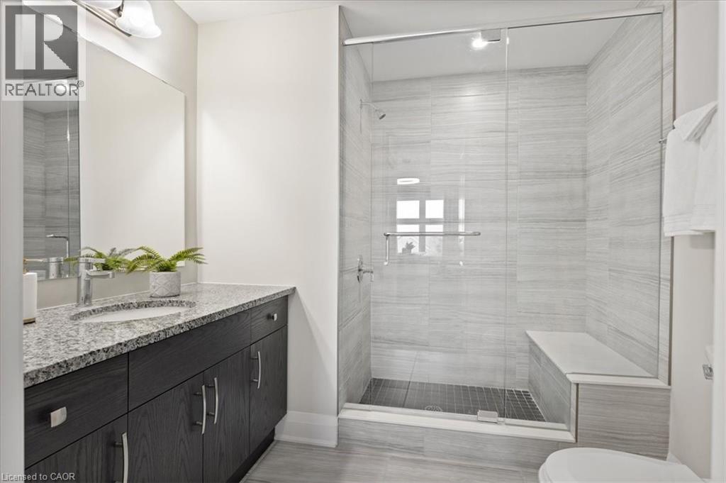 245 Grey Silo Road Unit# 302, Waterloo, ON - Indoor Photo Showing Bathroom