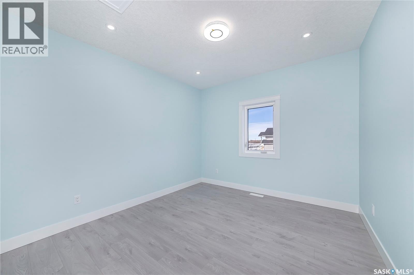 906 Bentley Manor, Saskatoon, SK - Indoor Photo Showing Other Room