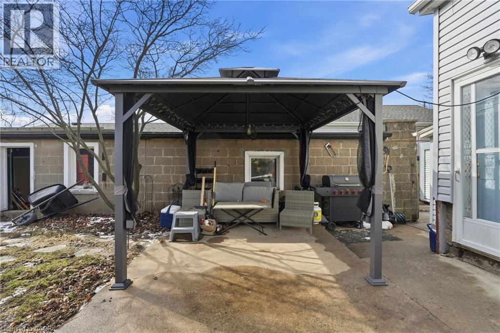 95 East 35Th Street, Hamilton, ON - Outdoor
