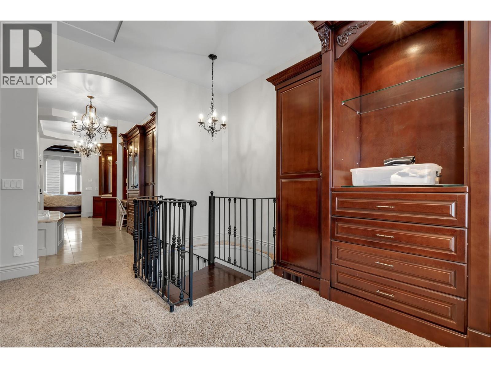 714 Kuipers Crescent, Kelowna, BC - Indoor Photo Showing Other Room