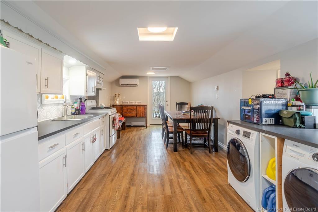 124 Ruby Crt, Fredericton, NB