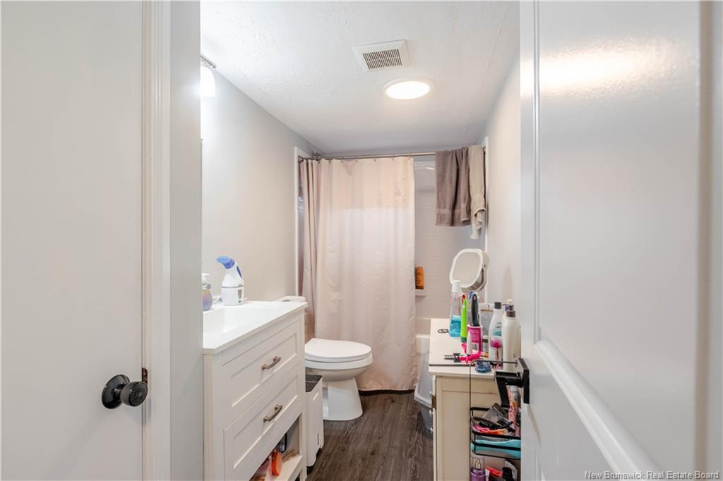 124 Ruby Crt, Fredericton, NB