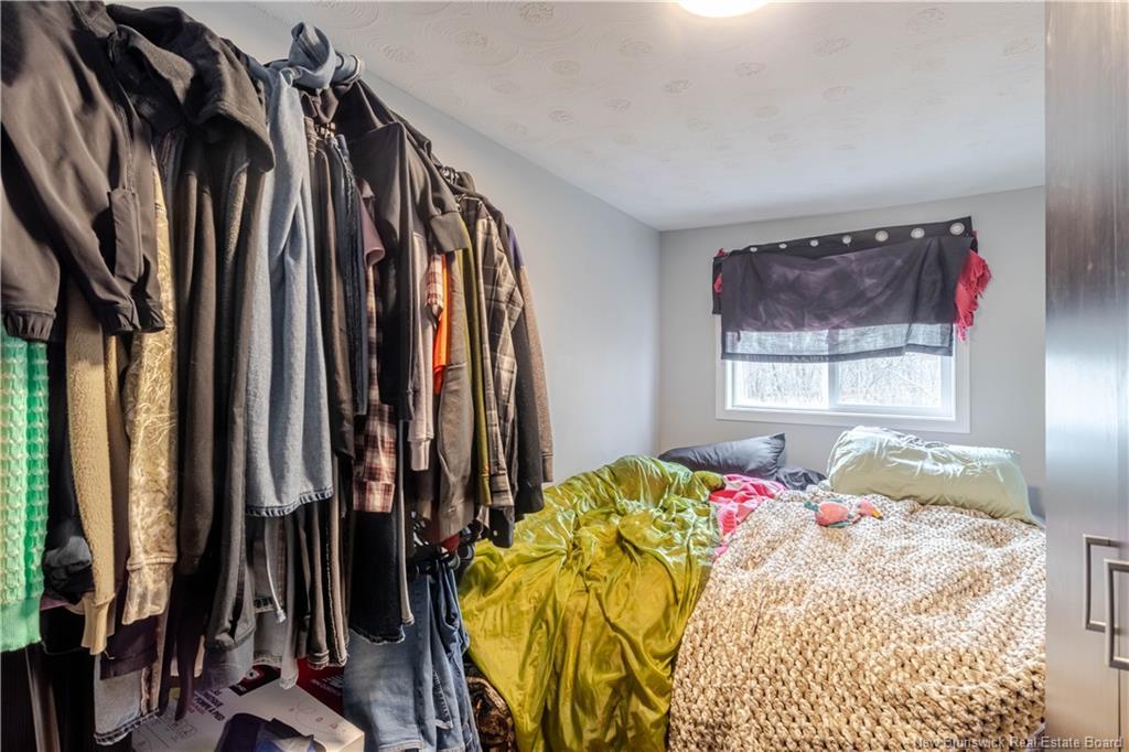 124 Ruby Crt, Fredericton, NB