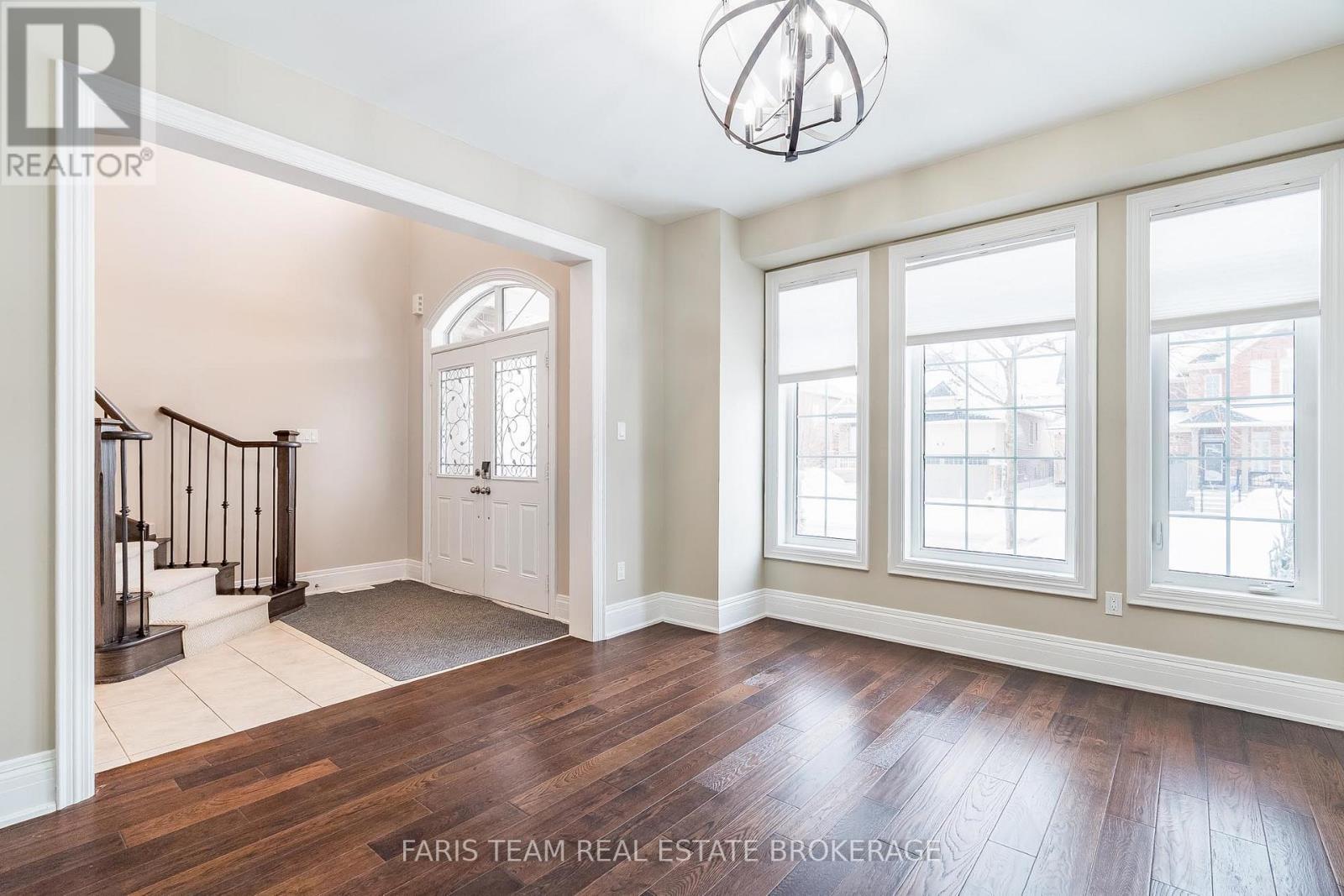 27 Marks Road, Springwater, ON - Indoor Photo Showing Other Room