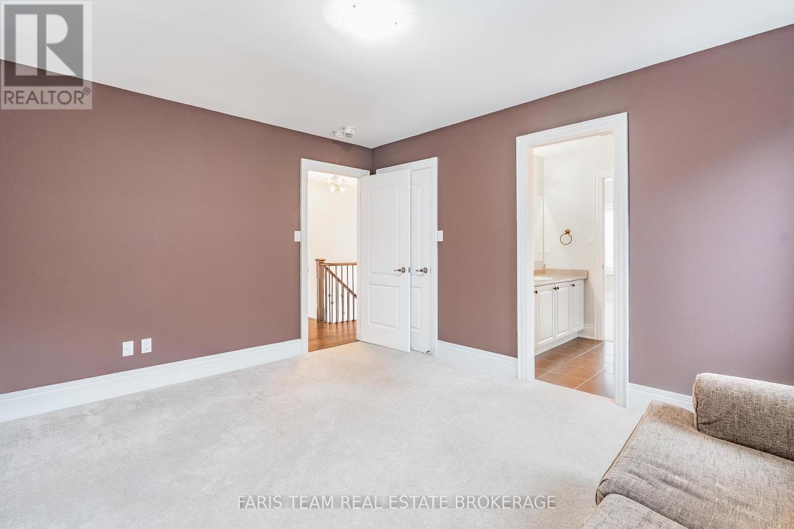 27 Marks Road, Springwater, ON - Indoor Photo Showing Other Room