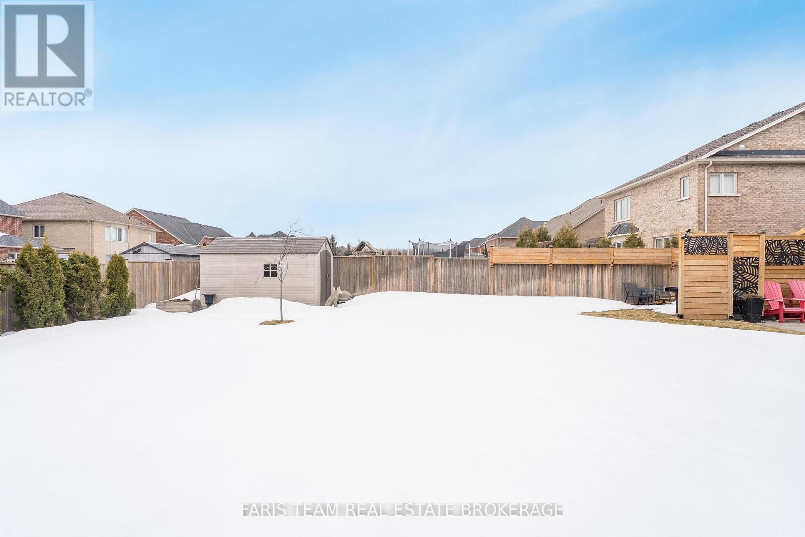 27 Marks Road, Springwater, ON - Outdoor