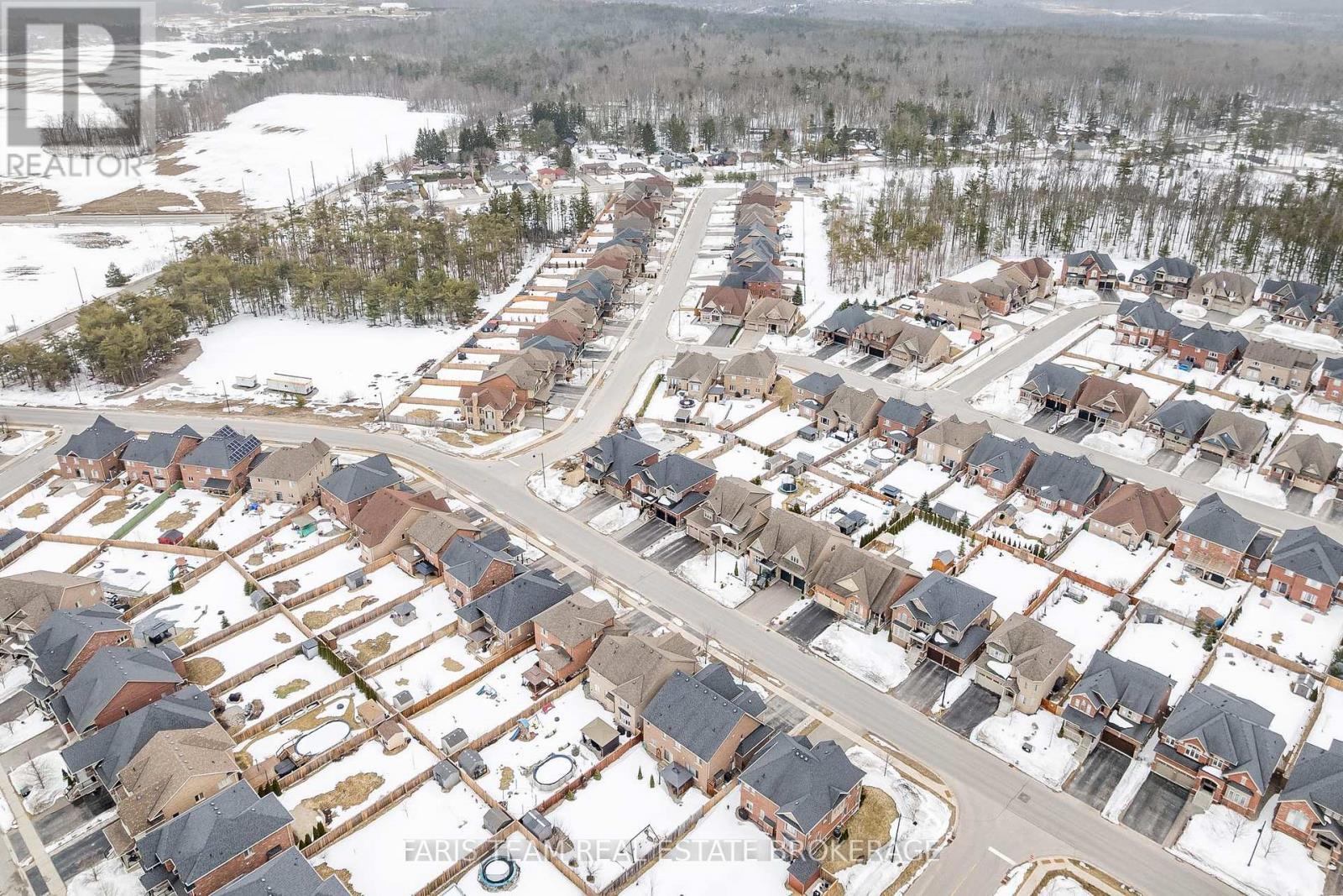 27 Marks Road, Springwater, ON - With View