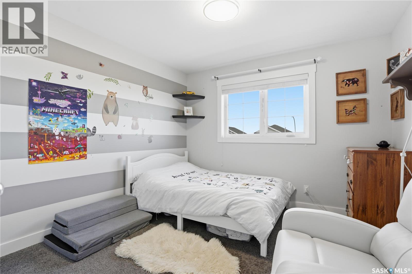 338 Rosewood Boulevard W, Saskatoon, SK - Indoor Photo Showing Bedroom