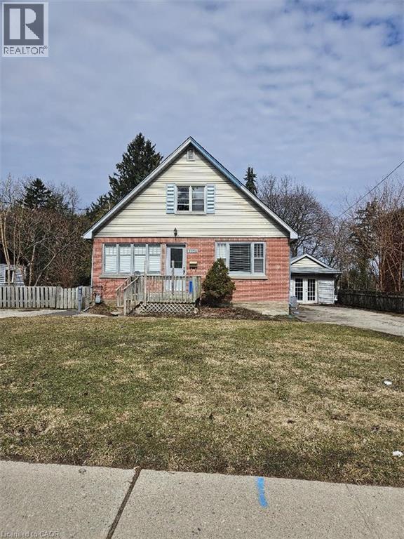 View of bungalow - 1154 Queens Boulevard, Kitchener, ON - Outdoor