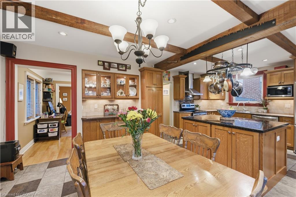 76 Knyvet Avenue, Hamilton, ON - Indoor Photo Showing Dining Room